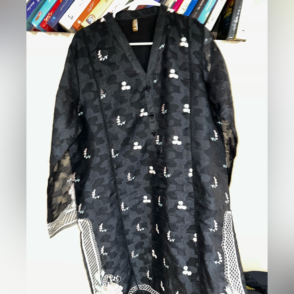 Pakistani Kurta Black